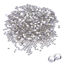 720pcs Flat Back Non-Stick Resin Rhinestones Bling Crystal Diamantes,4mm Clear Flat Back Round Hot Fix Crystal Flatback Rhinestones Diamond Glass
