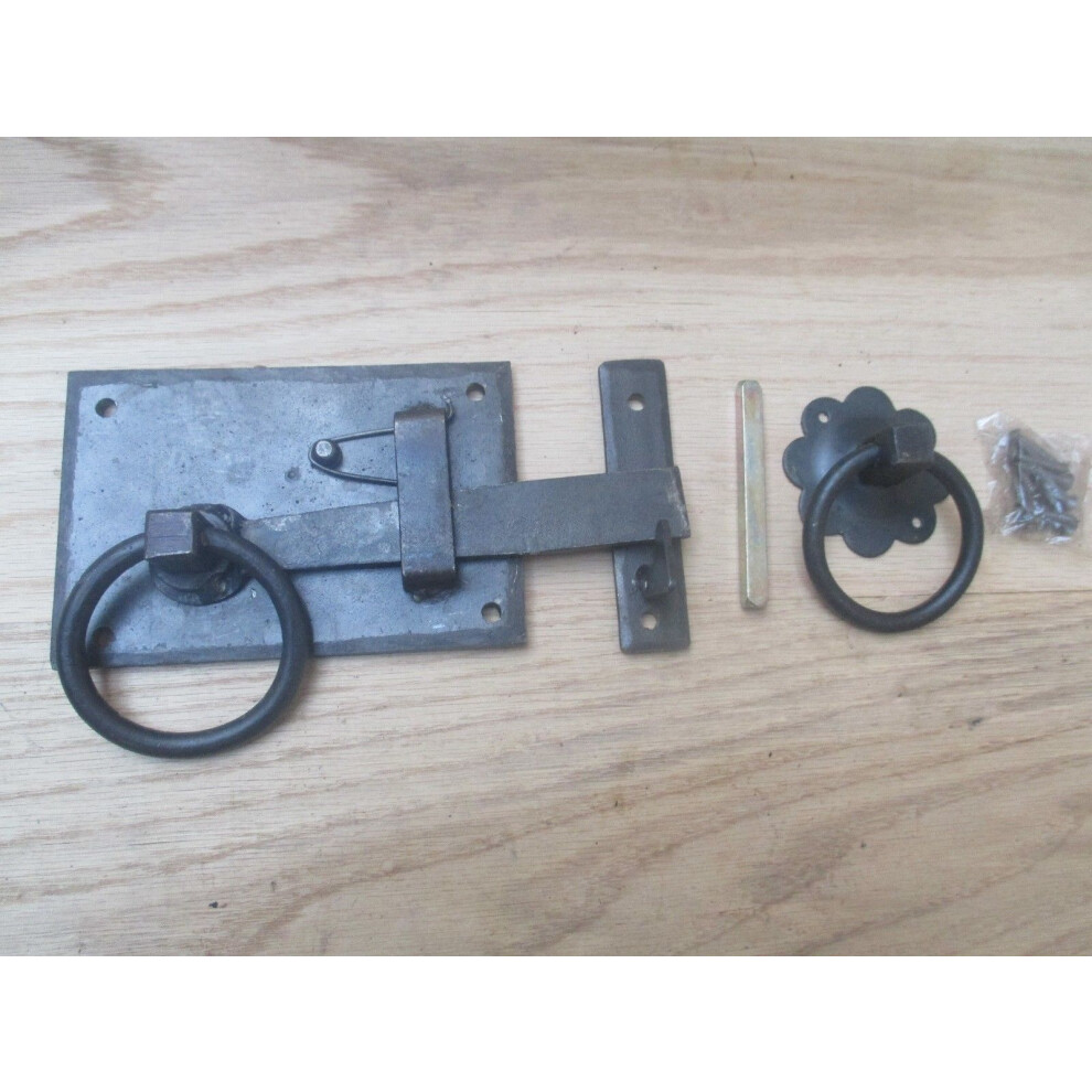 Hand-Forged Cottage Door Latch Antique Iron Right Handed By Ironmongery World 5057067952532