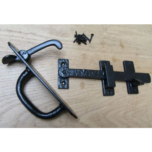 Suffolk Latch Old Country Black Antique