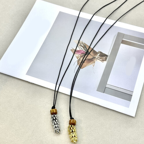 Collier élégant à breloques en forme de pomme de pin,-Couleur or 1
