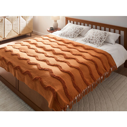 Beliani Blanket KHARI Cotton 150 x 200 cm Orange 1