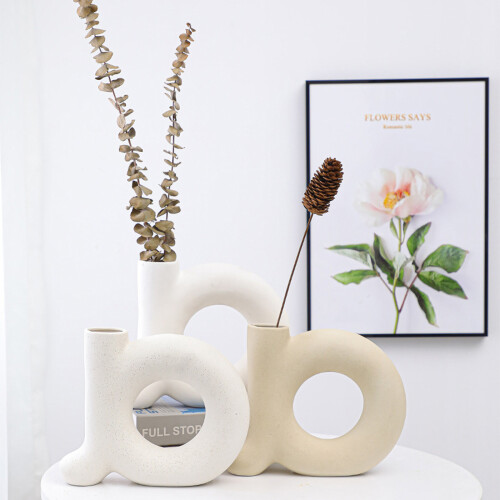 Ceramic Doughnut Vase24x21cm Matte Finish 2