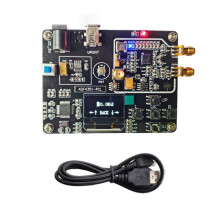 ADF4351-OLED Breitband-Phasenregelschleifen-Frequenzsynthesizer 35 MHz-4,4 GHz -Signalquelle SMA-Ausgangsmodul