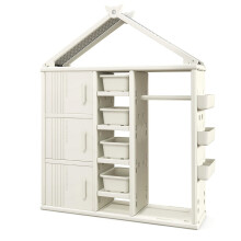 Kindergarderobe in Hausform mit Kleiderstange