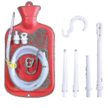 (ROJO) Kit de enema casero de 2 L con 3 boquillas, manguera de silicona de 152 cm de largo y flujo de agua controlable.