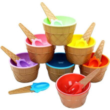Set van 7 ijsbekertjes, dessertbenodigdheden voor kinderen.