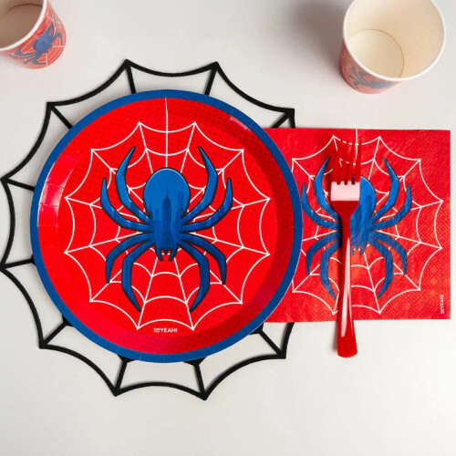 Spider Paper Plates 23 cm (Pack of 6) 2