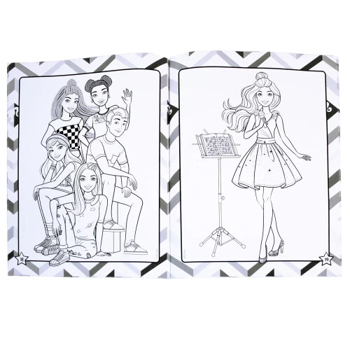 Barbie Colouring Adventures 1 Book 32 Pages 2