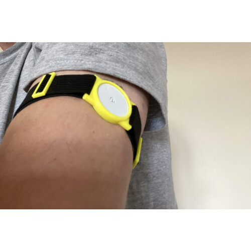 CGM Clips UK - Sensor Armband Holder/Protector Compatible with Freestyle Libre 1/2 (Grey) 2