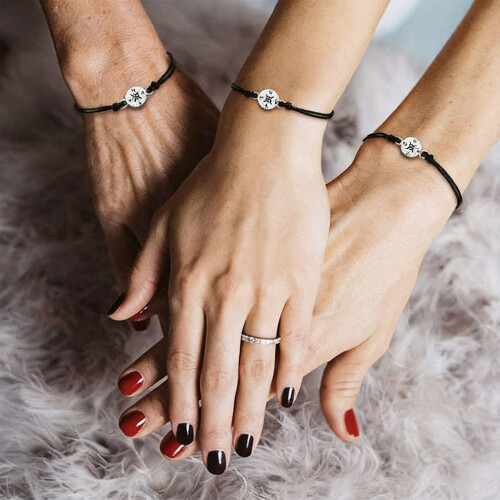 Minimalist Compass Pattern Bracelet Polished Metal Finish-Black 2