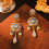 Boucles d'oreilles pendantes classiques d'inspiration-DP 3