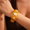 Trendiges geometrisches Harzarmband mit-gelb transparent c 7