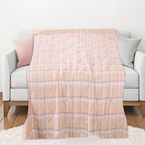 RnemiTe-amo på salg! Sengeteppe Helårs sengeteppe Koselig sofa