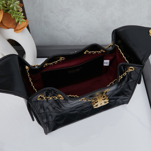 Chanel 25 Bag Waxy Leather 9668 1