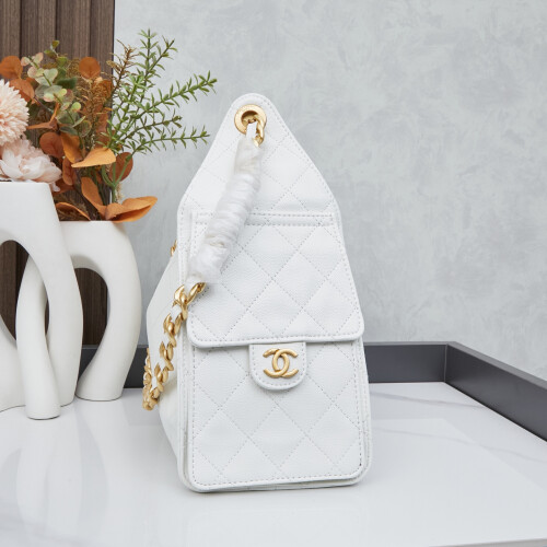 Chanel 25 Bag Caviar 9668 2