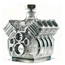Decantador de whisky con forma de motor V8 de coche, ideal para fiestas y bebidas espirituosas.