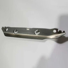 51117134097 per- Serie 3 E90 E90N E91 LCI Inserto Staffa Montaggio Paraurti Anteriore Destro