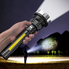 LED-ficklampa, 1000 lumen, zoombar, uppladdningsbar med effektdisplay, 4