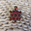 Wunderschöne Schildkröten-Brosche mit mehrfarbigem Strass-Design 7