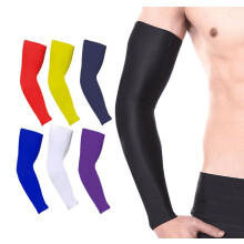 TELOLY UV-beschermende compressie-armmouwen maat L voor voetbal, golf en volleybal, Lycra, zwart