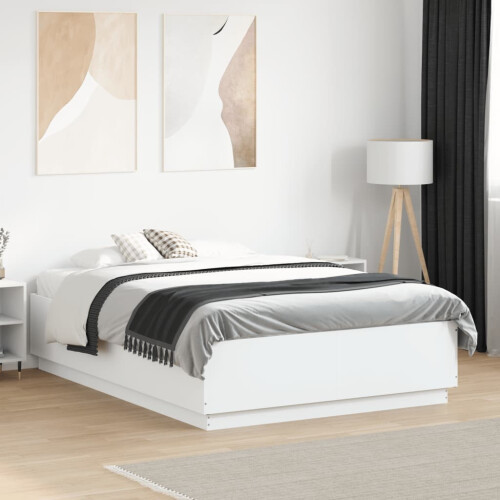 Berkfield Bed Frame with LED without Mattress White 135x190 cm Double