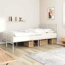 Berkfield Metal Bed Frame without Mattress with Footboard White 160x200cm