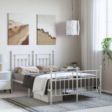 Berkfield Metal Bed Frame without Mattress with Footboard White 135x190cm