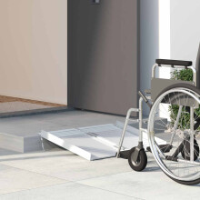 Berkfield Ramp for Wheelchair 270 kg Silver 62 x 73 x 5 cm Aluminium