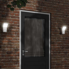Berkfield Outdoor LED Wall Light with Sensor White Die-cast Aluminium