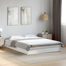 Berkfield Bed Frame without Mattress White 140x200 cm Engineered Wood