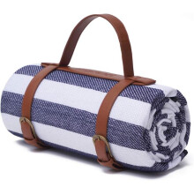 Picnic Blanket - Foldable outdoor picnic mat is for parks and beaches