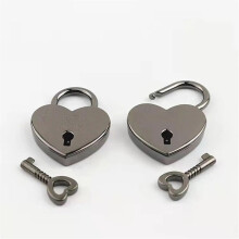 Zinc Alloy Bag Lock Gun Black Heart Shaped Mini Padlock for Jewelry Box Diary Book Secure Closure