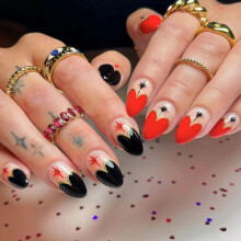 Valentine Press On Nails Short Oval French Tip Red Black Heart Design with Gold Line and Pearl Details 24Pcs