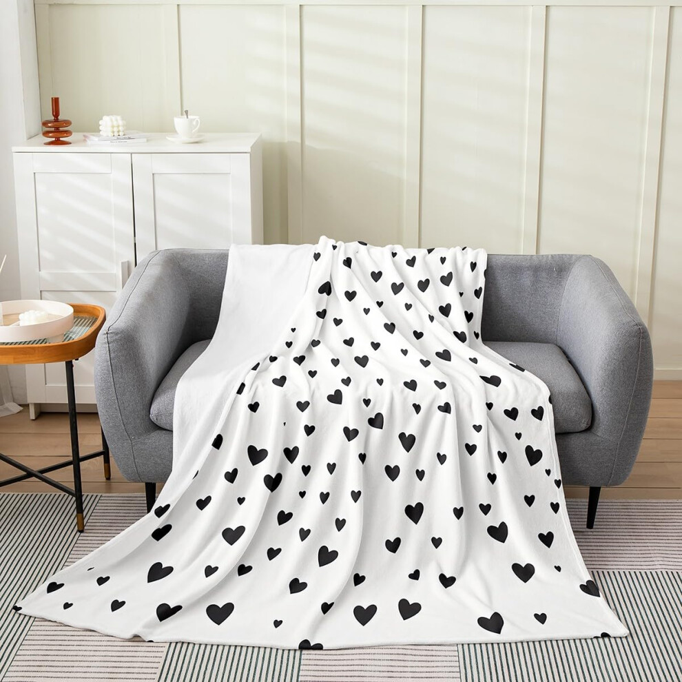 Kawaii Heart Shaped Plush Throw Blanket Soft Flannel Fleece Baby Blanket 30X40 Black/White