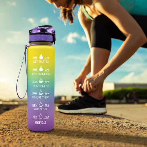 Gourde Penkiiy 950 ml avec graduations et paille 1