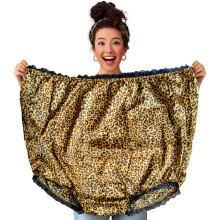 (02, 76.2*152.4 cm) 1pc of Humorous Granny Panties, a Playful Gift for Women And Men, Suitable for Weddings And Parties, Featuring a Enormous Design