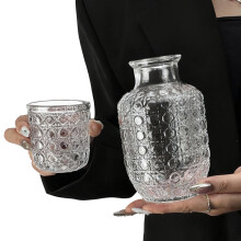 Duurzame glazen drankbekers met reliëf instellen Club-edelsteen.