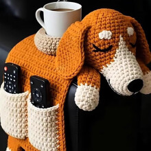 Handmade Crochet Dog Sofa Organizer with Multi‑Pocket Storage and Cup Holder, Knitted Couch Armrest Storage Bag