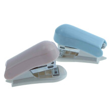 Mini cucitrice portatile per ufficio e scuola, cucitrice manuale con levapunti integrato, strumento di cucitura resistente e leggero ad alta capacità