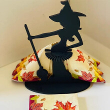 Serwetki w kształcie czarownicy na Halloween, opakowanie 24 szt.