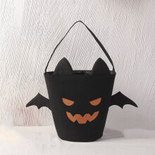 Halloween-Süßigkeitentüte für Kinder als Gastgeschenk für die Halloween-Party