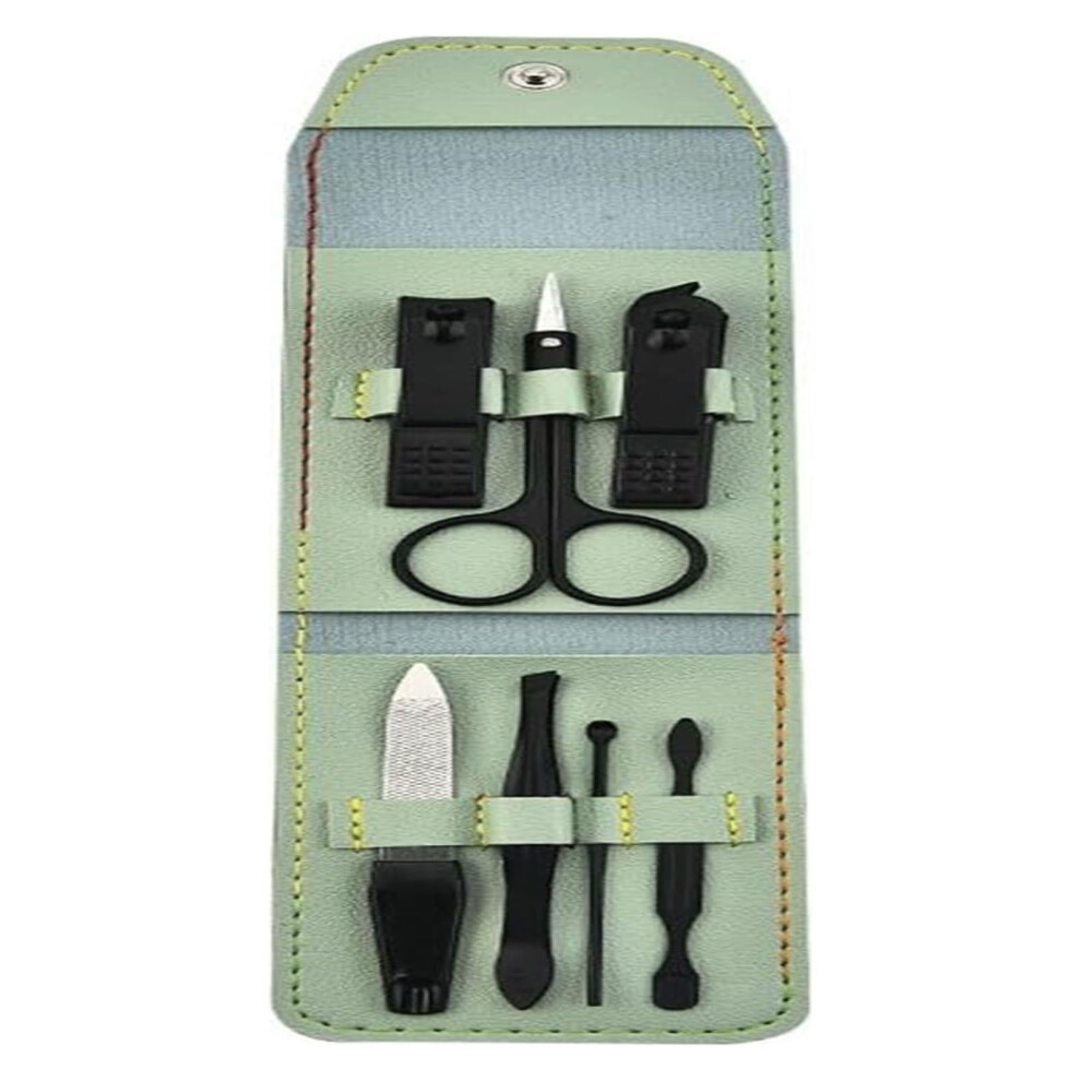 Green 18ÂPiece Stainless Steel Manicure Set With LongâLasting Sharp Blades And Compact Travel Case (Green)