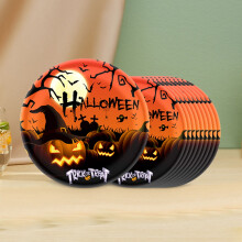 Zestaw papierowych kubków i tacek z motywem ducha halloweenowego i zamku z dyni