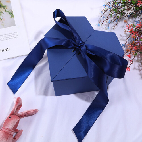 Herzförmige Geschenkbox mit Deckel und Schleife, 1 Stück 2