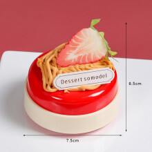 Model realist de tort simulat din PVC – 7,5 cm