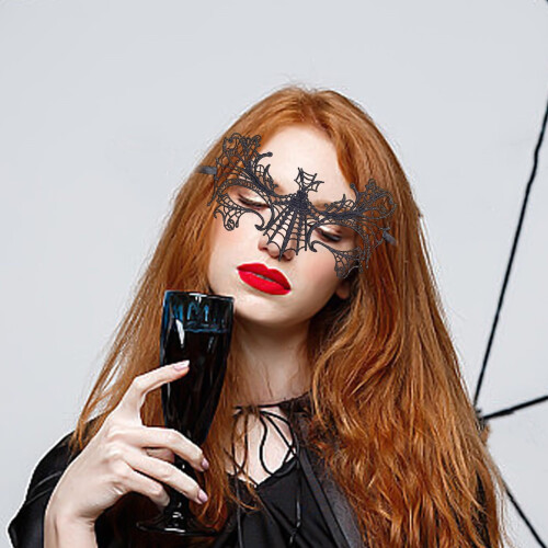 Sort maskerademaske til Halloweenfest