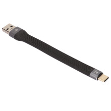 Adaptador USB-C compacto, design ultraflexível para facilidade de uso e durabilidade, suporte para dispositivos USB externos garante versatilidade