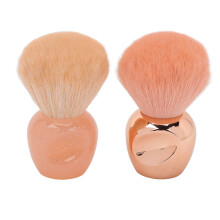 Comfortabele handgreep met eenvoudige bediening. Zachte kabuki-borstel voor het verwijderen van make-up- en nagelstof. Hoogwaardige synthetische