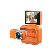 Cámara Deportiva 1080P con Grabación Nítida, Grabadora VLOG, Pantalla Abatible, Antivibración, Cámara Portátil para Estudiantes y Viajes C