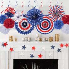 Conjunto de decoración para el Día de la Independencia de Estados Unidos en rojo, azul y blanco.